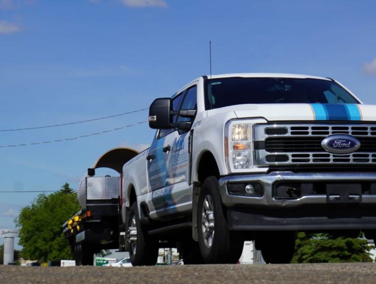 Eliminating Production Stalls: A Guide to Hot Shot Logistics for Edmonton’s Industrial Heartland